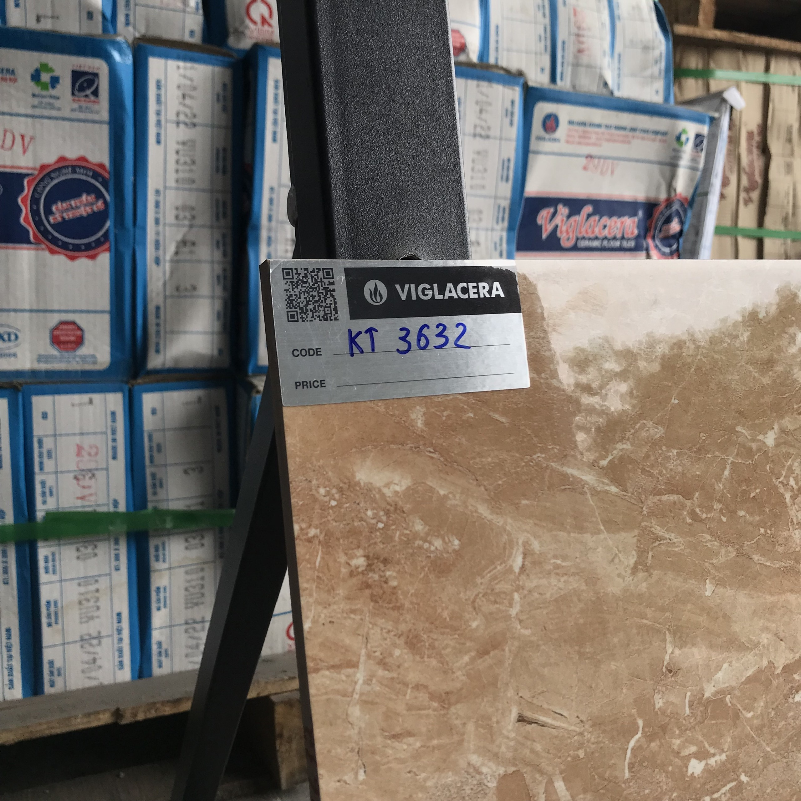 Gạch ốp tường Viglacera 300×600 KT3632