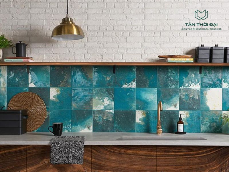 Gạch thẻ ốp tường màu xanh cho nhà bếp